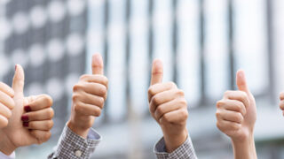 異業種のノウハウを活かす!介護、教育、飲食業からの参入が成功しやすい理由